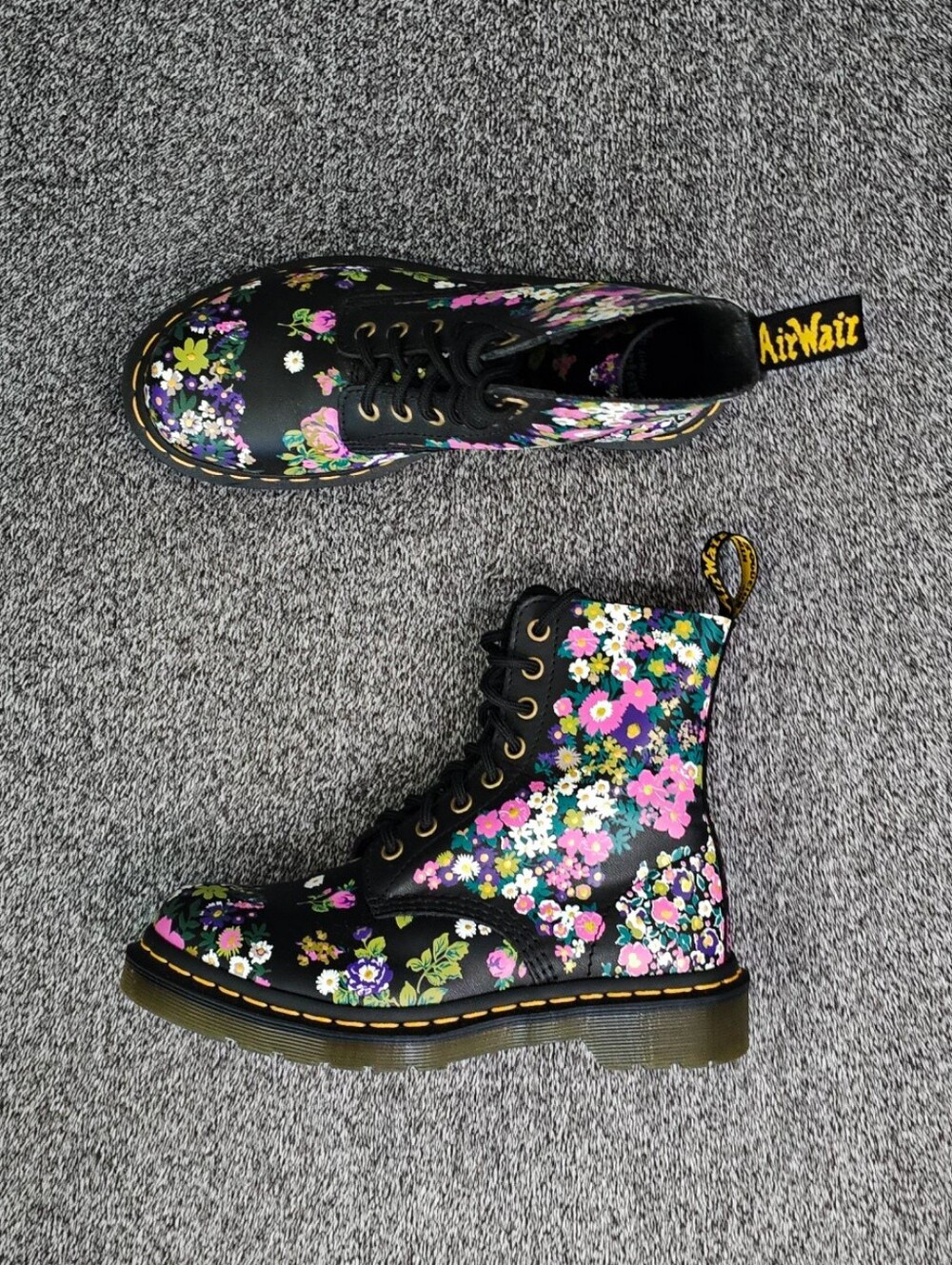 Dr. Martens Women's 1460 Pascal Floral Combat Boots Size 6